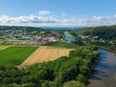 Pozemek 1 012 m² – vlastní dům v nové části Hluboké nad Vltavou