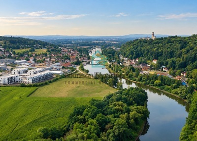 Vltava_zámek_Hluboká.jpg
