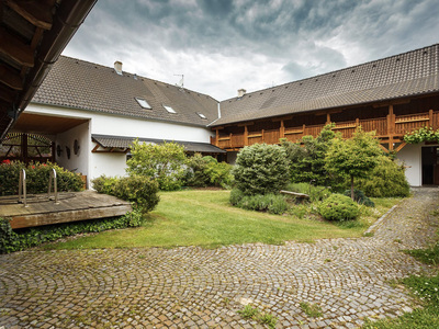 Prodej vícegeneračního rodinného sídla/rekreačního statku, 950 m² – Žabovřesky, okres Č. Budějovce